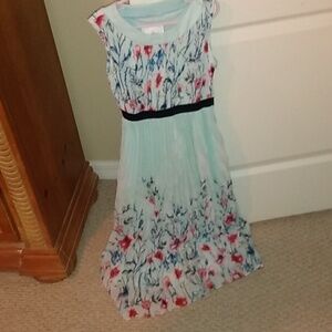 Cute floral maxi dress for girls
